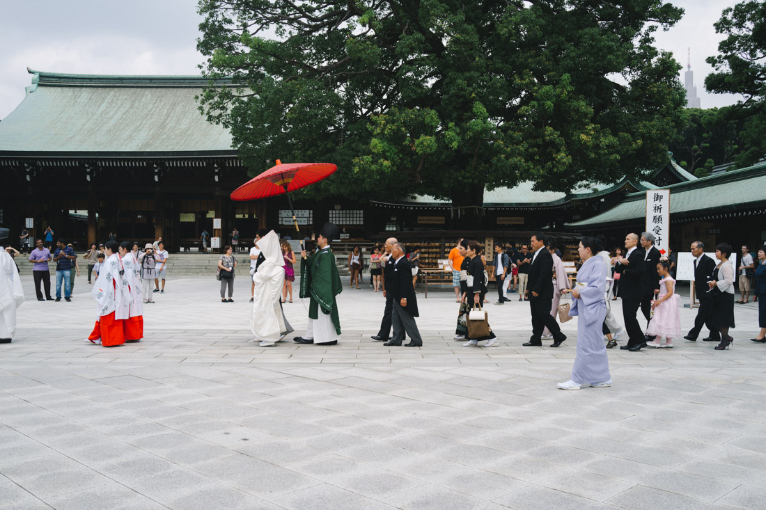 ...a wedding ceremony was taking place right when we stepped into Meiji grounds.