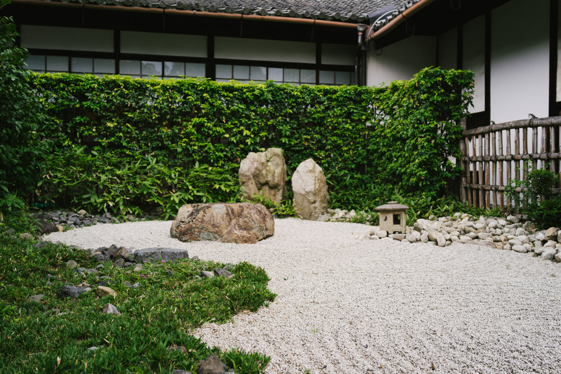 We actually were drawn to Shoren-in because of this miniature zen garden.